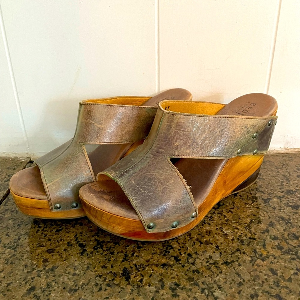 BedStu Wedge Sandals